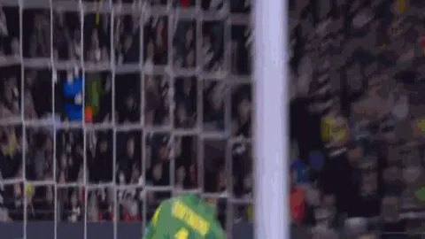 昨夜NBA赛场风云再起，三战全胜揭秘临界点！篮网激战快船，悬念迭起，谁将笑傲江湖？